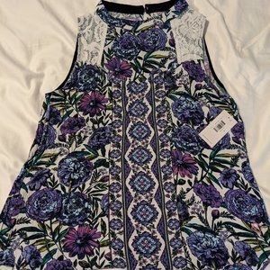 Vera Bradley Lavender Meadow top, M, NWT